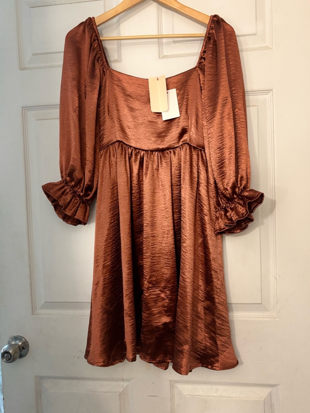Satin Puff-Sleeve Midi Dress in Copper